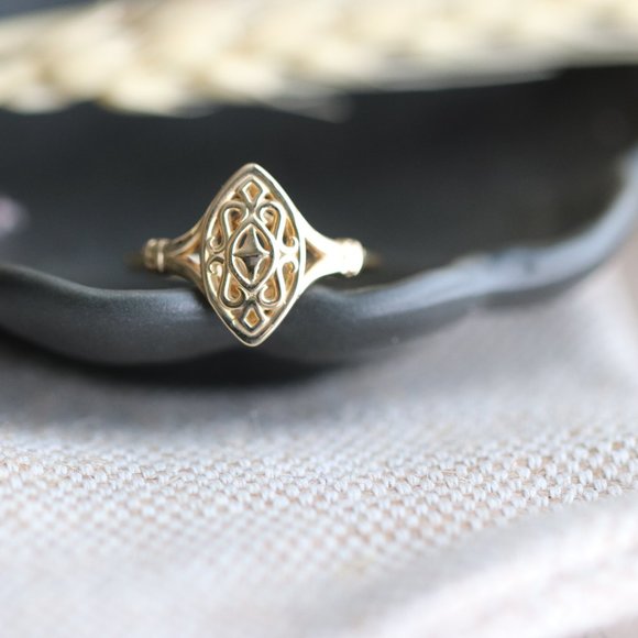 14K solid gold ring - Wings of Antiquity - Picture 13 of 17